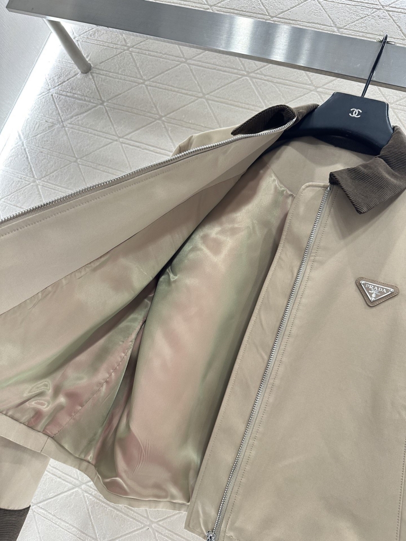Pra*a outwear